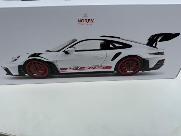 1:12 Porsche 911 GT3 RS 2022 Weiß&Pyro rot